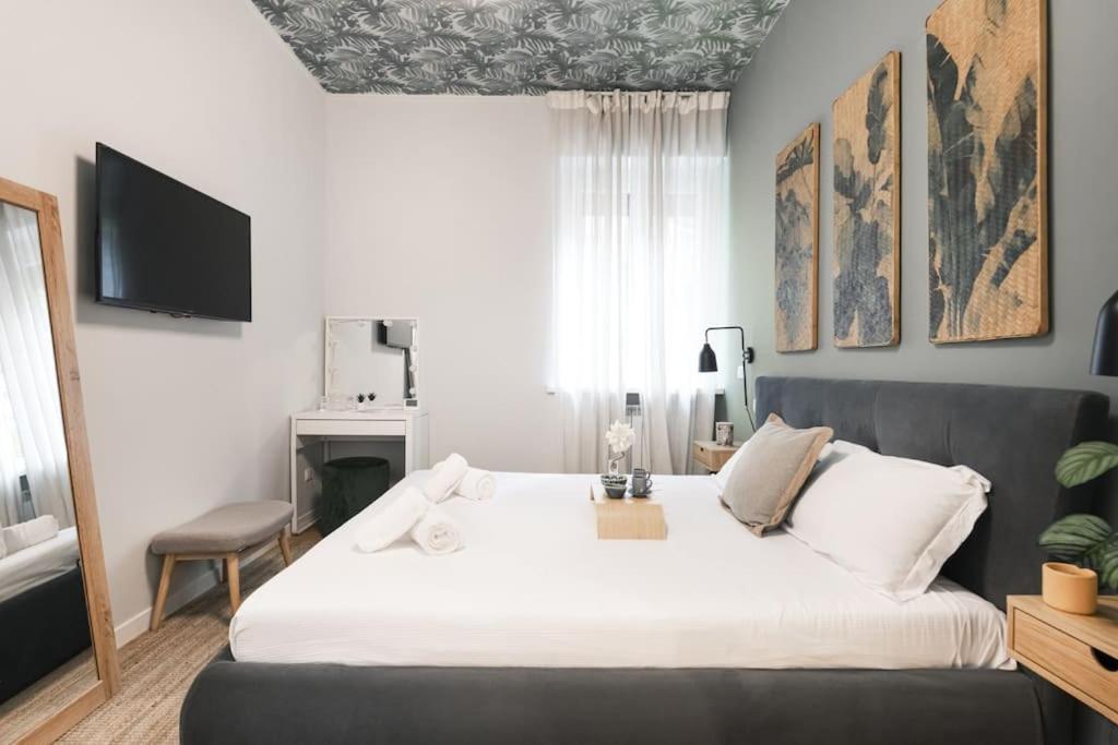 Easylife - Stunning In Repubblica Milan